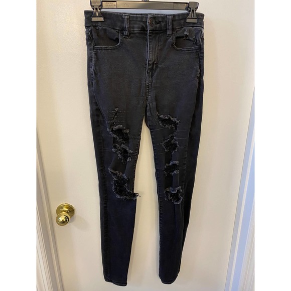 American Eagle Outfitters Denim - black jeans American Eagle size 4 Long  super stretch ripped   A51b